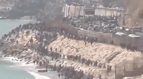 Haos în Ceuta. Spania trimite Armata, după intrarea a mii de migranți. „E o invazie”: case ocupate cu forța, magazine închise, tensiuni cu Italia