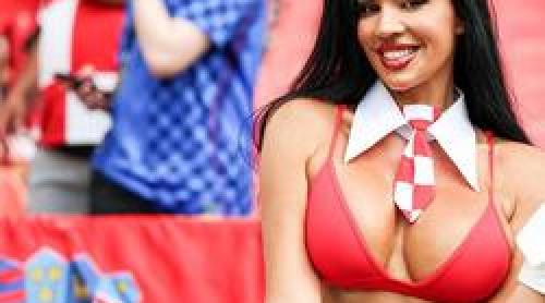 Ivana Knoll a făcut spectacol în tribune, apoi i a atacat pe portughezi: „Noi măcar am ...