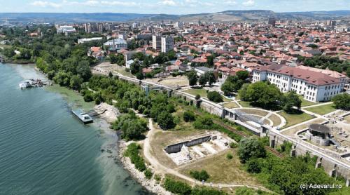 Orașul antic din România descoperit de pe Dunăre. Ce îi așteaptă la țărm pe turiștii ajunși la Drobeta Turnu Severin