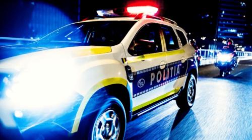 Poți depăși o mașină de poliție dacă circulă prea încet? Ce spune Codul Rutier 2026