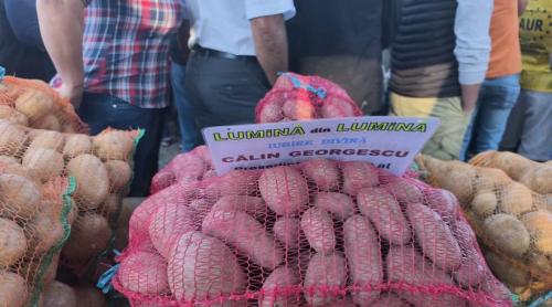 REPORTAJ: Pogorârea lui Georgescu la târgul de la Călugăreni: între „să moară mama”, râgâieli și „biruința neamului”