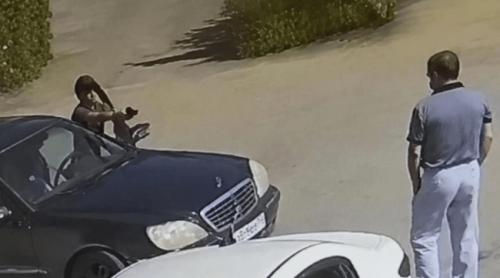 Rușii au început să se omoare între ei la benzinărie. „Victima a fost împușcată în stomac și era mult sânge”