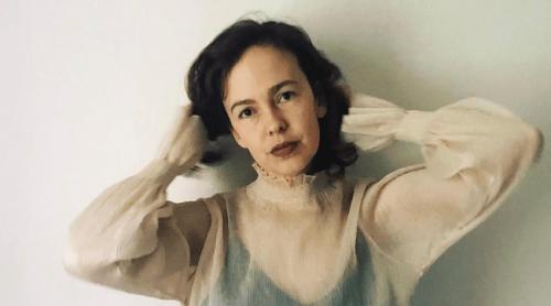 Și a plătit singură înscrierea la Premiile Emmy, iar acum este nominalizată. Povestea actriței care nu a renunțat la visul ei. „Aveam această oportunitate și am vrut să profit de ea”