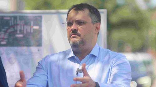 USR s a dezlănțuit împotriva bisericii: religia prostește! Patriarhia, acuzată că folosește populismul deșănțat