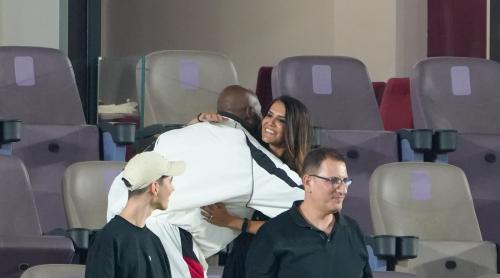 „Arnold, Arnold!” Patroana milionară i a trimis pupici lui Garita! Viitorul jucător al FCSB și a lăsat partenera cu ochii n soare: „Să știi că o iubesc”. Video exclusiv
