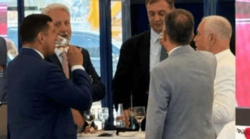 Consilierul prezidențial Marius Lazurca și George Simion, surprinși la aceeași masă. Alături de ei, Iulian Chifu și Mircia Chelaru. Ce spun protagoniștii