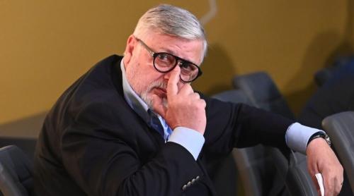 Cum a ajuns să arate românul cu salariu lunar de 33.000 de euro. „Sunt şi eu strâns cu uşa”