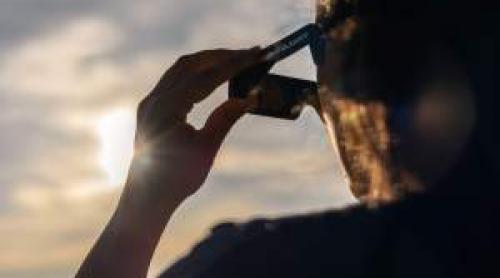 De ce nu ai voie să privești eclipsa de Soare cu ochiul liber. Ce se întâmplă, de fapt, cu ochii tăi