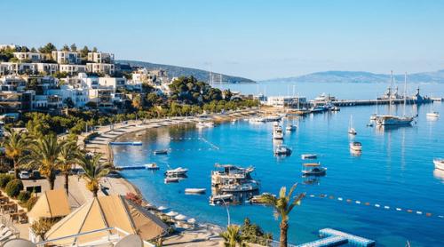 Destinația supranumită „Saint Tropez ul Turciei” cucerește turiștii. Vacanțe de lux la prețuri cu peste 40% mai mici decât pe Riviera Franceză