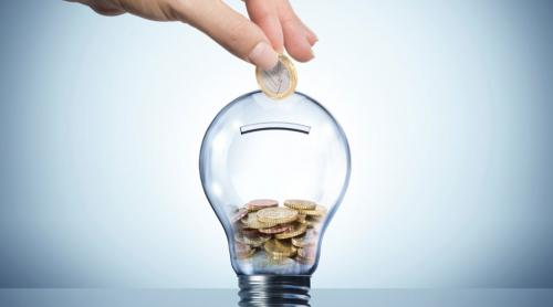 Energie gratis timp de patru ore, din luna august. Soluția propusă consumatorilor de către unul dintre furnizori