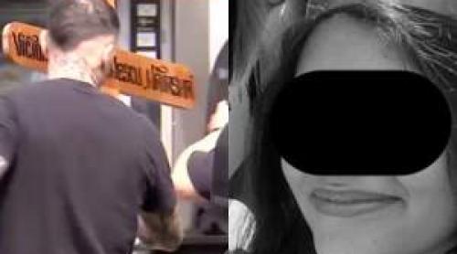 Imagini de la priveghiul Victoriei, tânăra de 22 de ani găsită moartă în Mușătești. Mama ei este devastată de durere