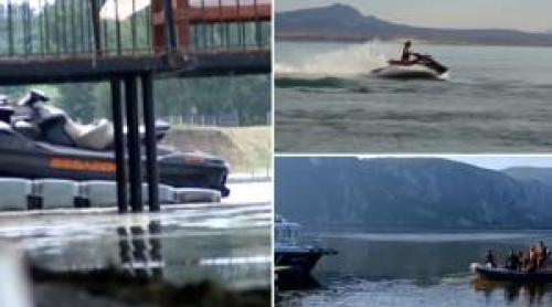 La 23 de ani, Ionuţ s a înecat sub ochii prietenului său, după ce s au răsturnat cu skijetul în Mehedinţi