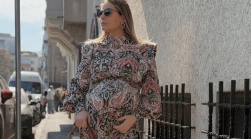 Laura Cosoi, imagini emoționante cu fiicele sale: „Cam așa a început povestea lor”