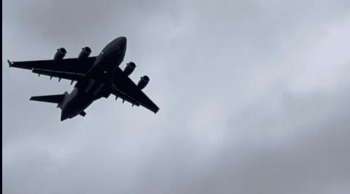 Mister la Moscova: un avion militar american a aterizat în Rusia. C 17 a venit de la Riga, iar Kremlinul spune că „nu știe nimic”