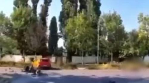 Momentul în care Andrei Bordeianu este aruncat de pe motocicletă. A ajuns la ATI după impactul devastator