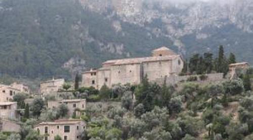 Satul unde temperaturile pot coborî până la 0°C în august, în timp ce restul Spaniei se topește la 40°C