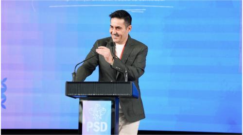 Claudiu Manda, europarlamentar PSD: va fuma din nou pe stadionul Ion Oblemenco, deși e interzis