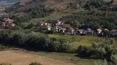 Comuna aflată la 30 km de Cluj care oferă teren gratis pentru casă. Condiţia impusă de primărie