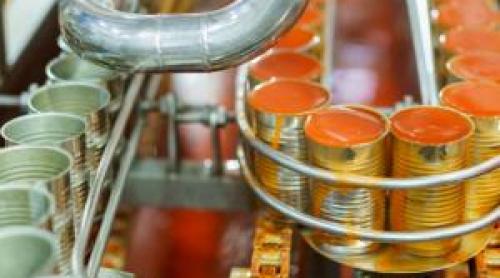 Fabrica în care se lucrează doar 70 de zile pe an. Produsele lor ajung şi la noi