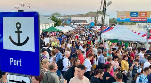 Falsul festival din Jurilovca. Sute de turiști au venit din toată țara după informații de pe internet și răspunsuri greșite generate de ChatGPT