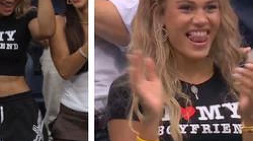 Iubita faimoasă a numărului 9 ATP a atras toate privirile la US Open! Dans în tribune și un tricou special