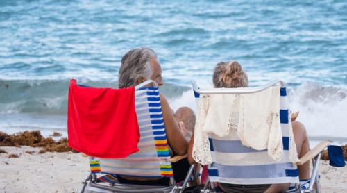 Nu vor să lase niciun fel de moștenire copiilor. Cum își trăiește viața un cuplu de pensionari
