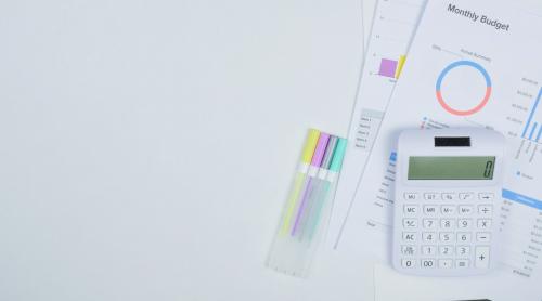 Reducerea taxelor ar cere majorarea altora sau tăierea cheltuielilor în următorii 2 4 ani
