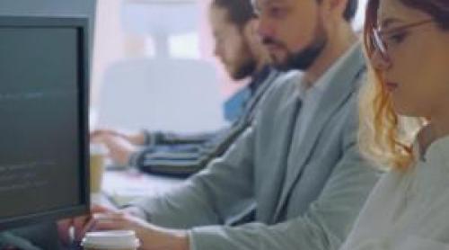 Salariile din Capitală, cu aproape 50% mai mari față de restul țării. Care sunt cele mai bine plătie domenii