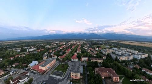 Secretele orașelor crescute dintr o singură uzină. Cum a schimbat industria de apărare Cugirul, Victoria și Zărneștiul
