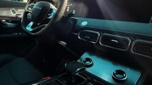 Un nou brand auto a intrat în România: SUV cu 7 locuri, la un preț surprinzător