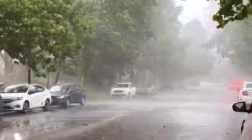 Vreme extremă în România: Cod galben şi cod portocaliu de caniculă, urmate de furtuni și cantități mari de apă