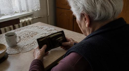 Ai lucrat în străinătate și aștepți acte pentru pensie? Un proiect ar obliga casa să înceapă plata dacă dosarul permite