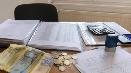 Când trebuie un SRL să ajungă la un capital de 5.000 de lei și ce trebuie verificat înainte de plata dividendelor