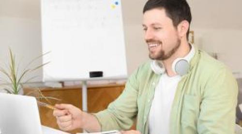 Cât a câştigat un profesor din Timiş doar din meditaţii, într un singur an. Suma uriaşă declarată la Fisc