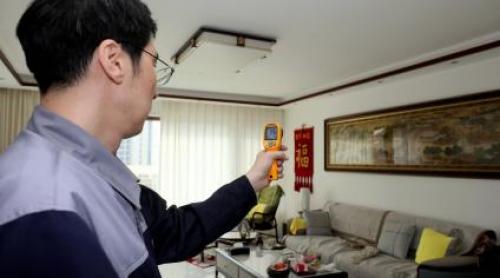 Cu ce este mai ieftin să încălzești casa în 2026: aer condiționat, centrală pe gaz sau calorifer electric. Diferențe la factură