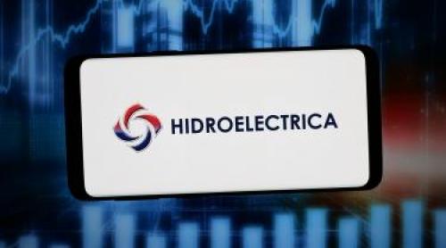 Hidroelectrica are două oferte pentru clienți. De ce contractul cu prețul mai mic poate ajunge să coste mai mult