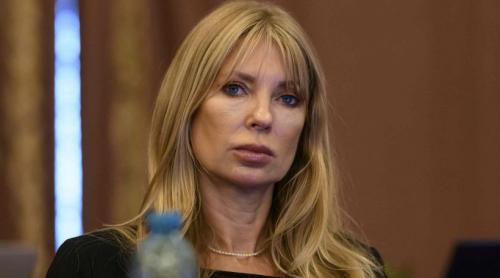 Introducerea și scoaterea din țară de droguri de mare risc, de la 20 de ani de pușcărie, transformată în contravenție, sancționată cu 3.500 de lei amendă