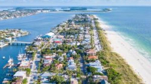 Jobul de vis a fost scos pe piaţă: 10.000 $ pentru 10 zile la mare. Ce condiţii trebuie îndeplinite