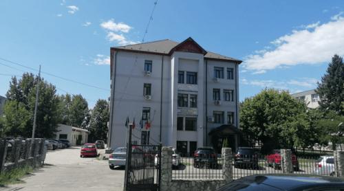 Luptă pentru unele posturi, zero candidați pentru altele. Cum arată concursul directorilor de școli din Olt
