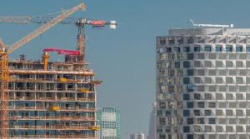 Se caută mii de muncitori în construcții în Dubai. Angajatorul plătește biletele de avion și cazarea