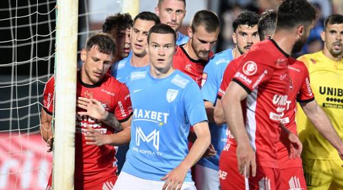 Surpriză uriașă în SuperLigă! Omul retrogradare Dragoș Albu a semnat și e în lot pentru meciul de azi. Acum câteva zile era prezentat în liga a 5 a din Italia