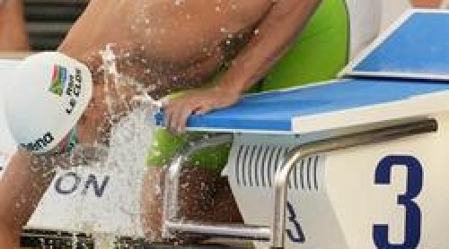 Un campion olimpic a dezvăluit motivul pentru care înotătorii gustă apa înainte de a plonja în bazin: „Acesta este semnalul”