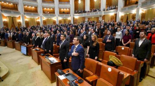 Uragan politic: „președintele” Georgescu, arestat. Președintele Nicușor Dan, asediat 