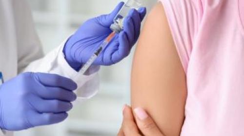 Vaccin antigripal gratuit în 2026. Cine beneficiază de compensare 100% și cine îl poate lua la jumătate de preț
