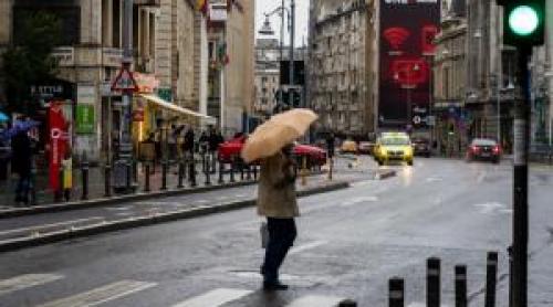 Vine frigul în toată țara, cu ploi și vânt puternic. Zonele unde sunt așteptate lapovița și ninsoarea