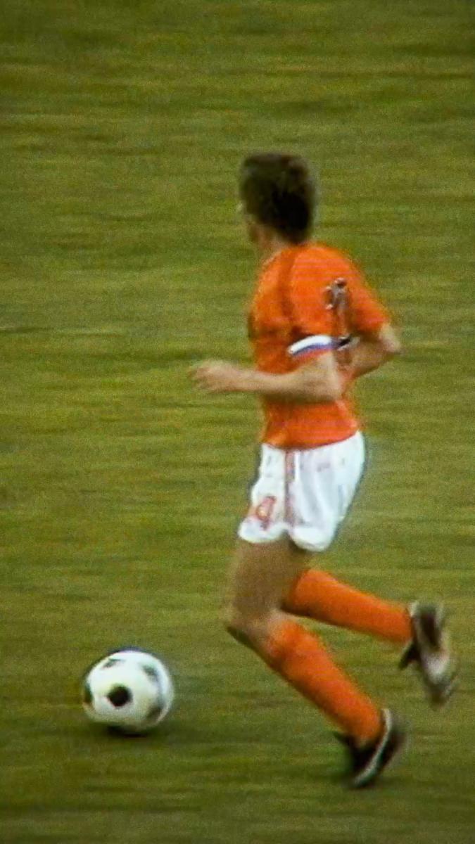 Johan Cruyff, legenda Barcelonei, întâi ca jucător şi apoi ca antrenor