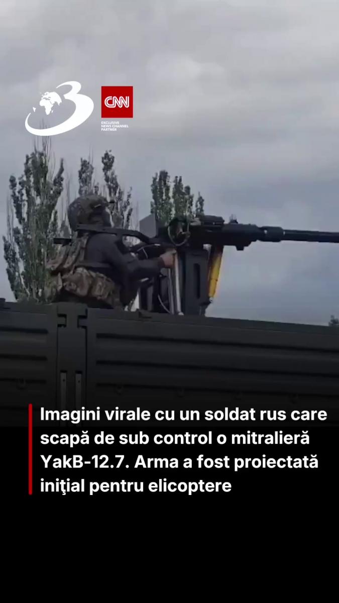 Imagini virale cu un soldat rus care scapă de sub control o mitralieră YakB-12.7. Arma a fost proiectată iniţial pentru elicoptere Edit