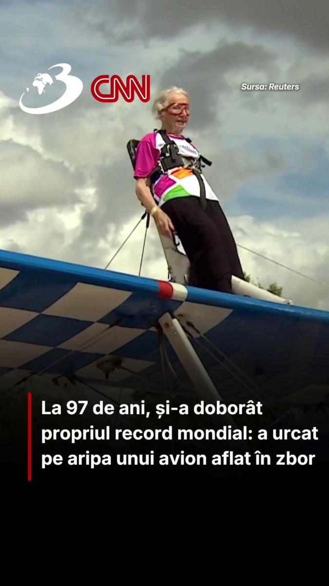 La 97 de ani, și-a doborât propriul record mondial: a urcat pe aripa unui avion aflat în zbor