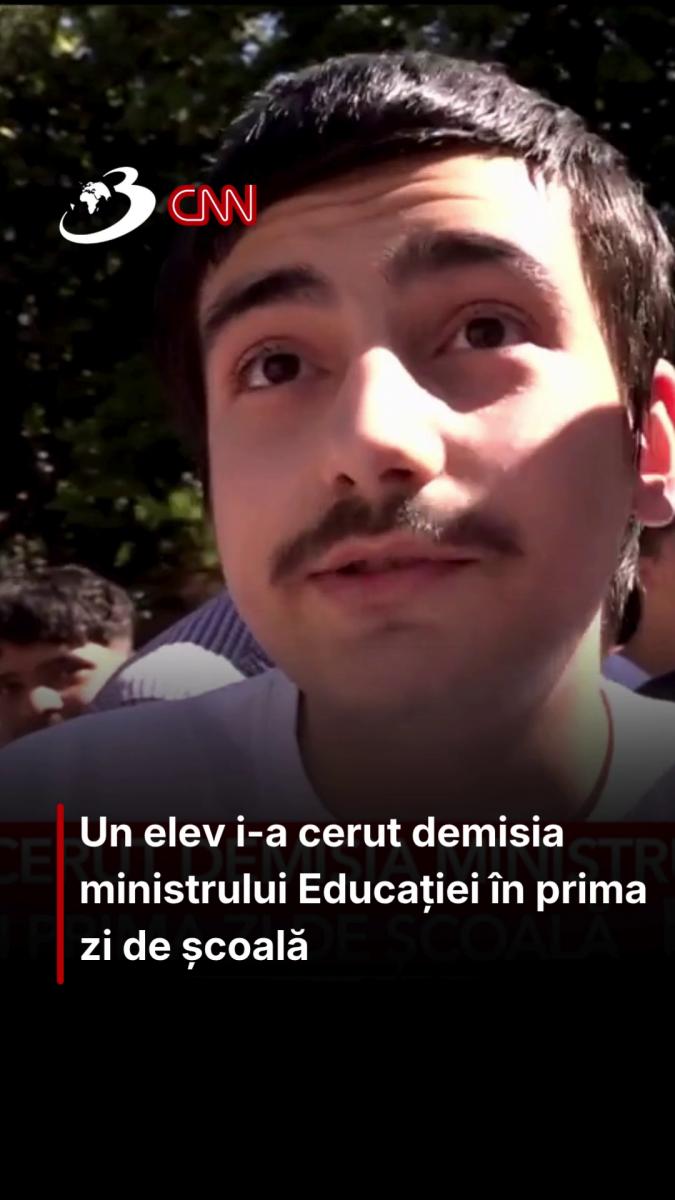 Un elev i-a cerut demisia ministrului Educației în prima zi de școală