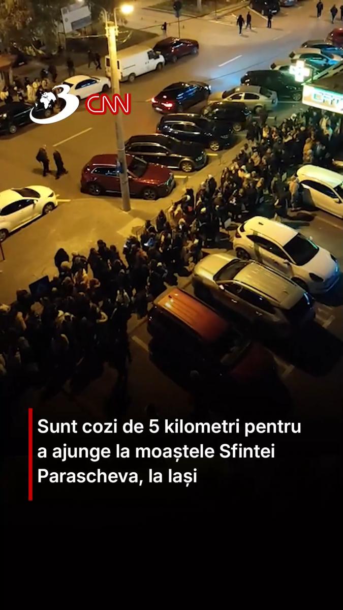 Sunt cozi de 5 kilometri pentru a ajunge la moaștele Sfintei Parascheva, la Iași